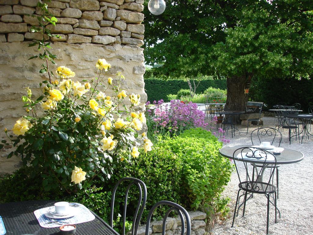 Отель Domaine De La Grange Neuve Ла-Рок-сюр-Перн Экстерьер фото